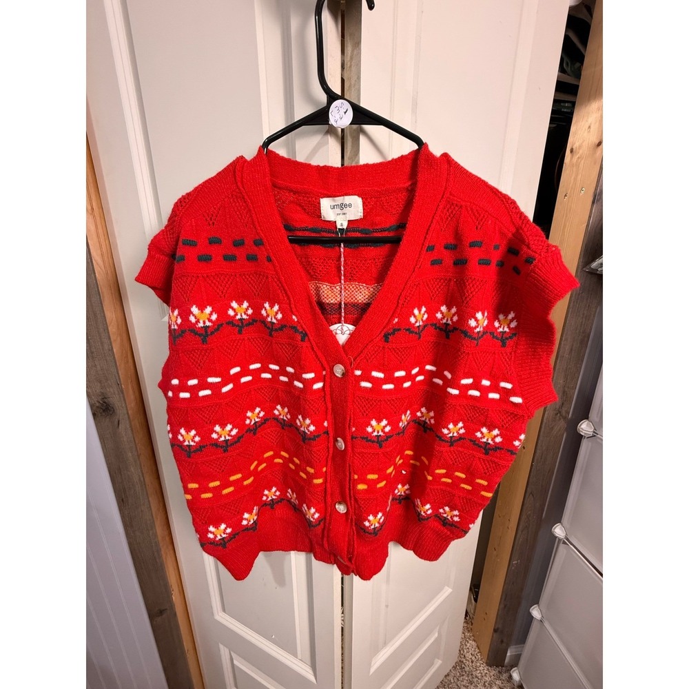 Umgee Red Floral Knit Cardigan Vest Sleeveless Sweater V-Neck Button Front  Med